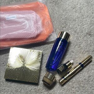 Estee Lauder Gold Compact and Blue Serum Set